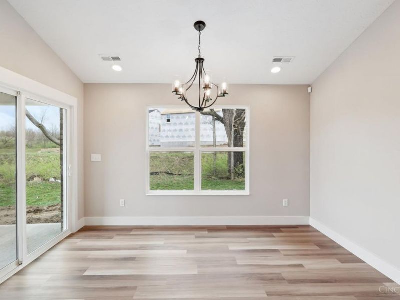 5017 Waterford Lane, Middletown, OH 45042 Photo 11