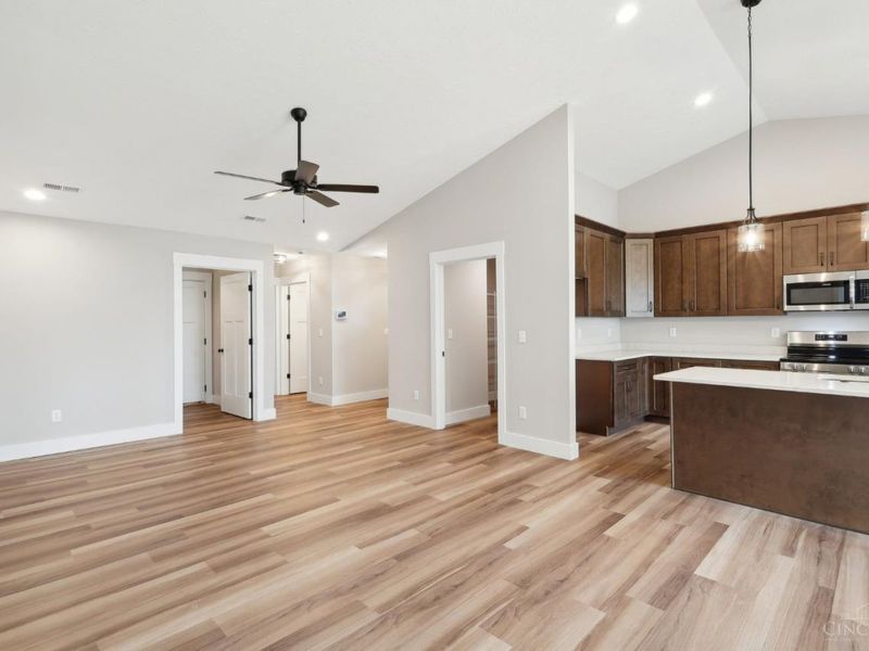 5017 Waterford Lane, Middletown, OH 45042 Photo 14