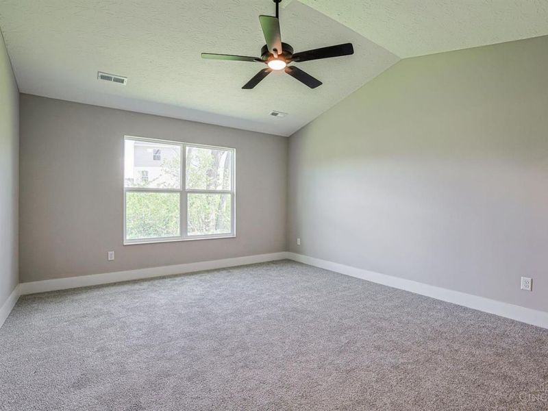 5017 Waterford Lane, Middletown, OH 45042 Photo 19