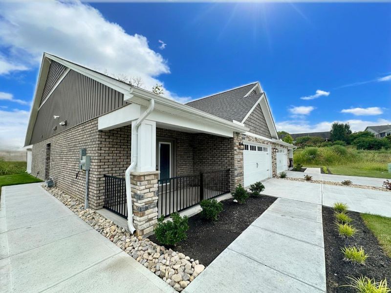 5017 Waterford Lane, Middletown, OH 45042 Photo 2