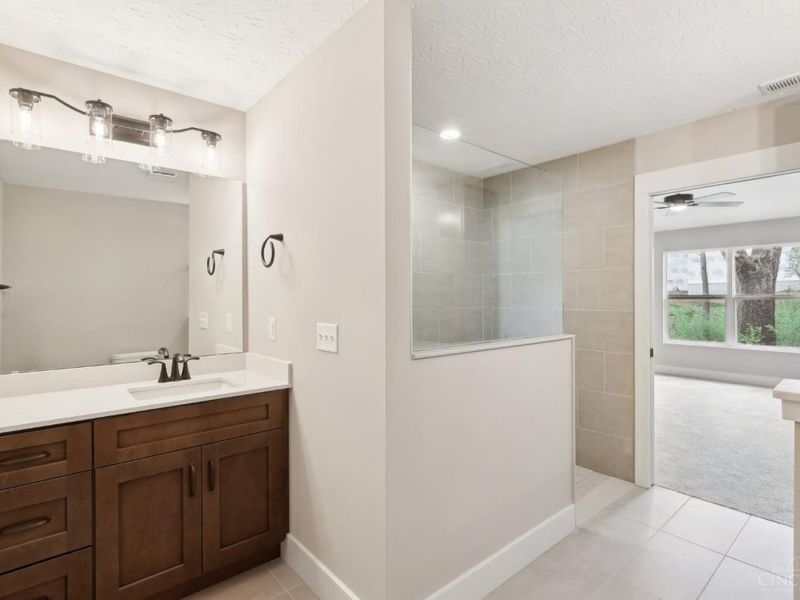 5017 Waterford Lane, Middletown, OH 45042 Photo 20