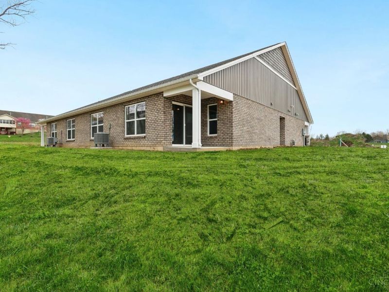 5017 Waterford Lane, Middletown, OH 45042 Photo 35