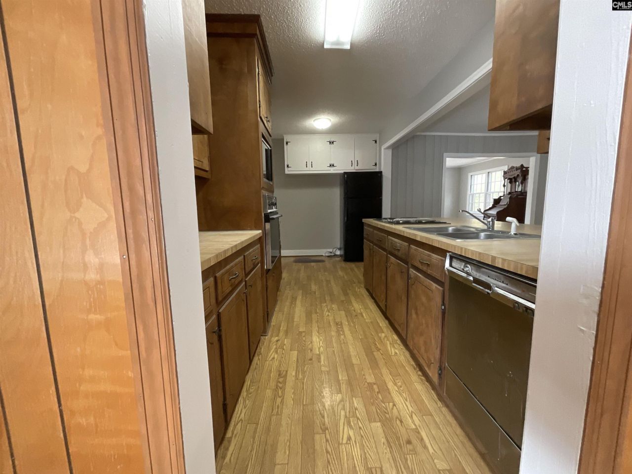 4229 Faust Street Photo 12