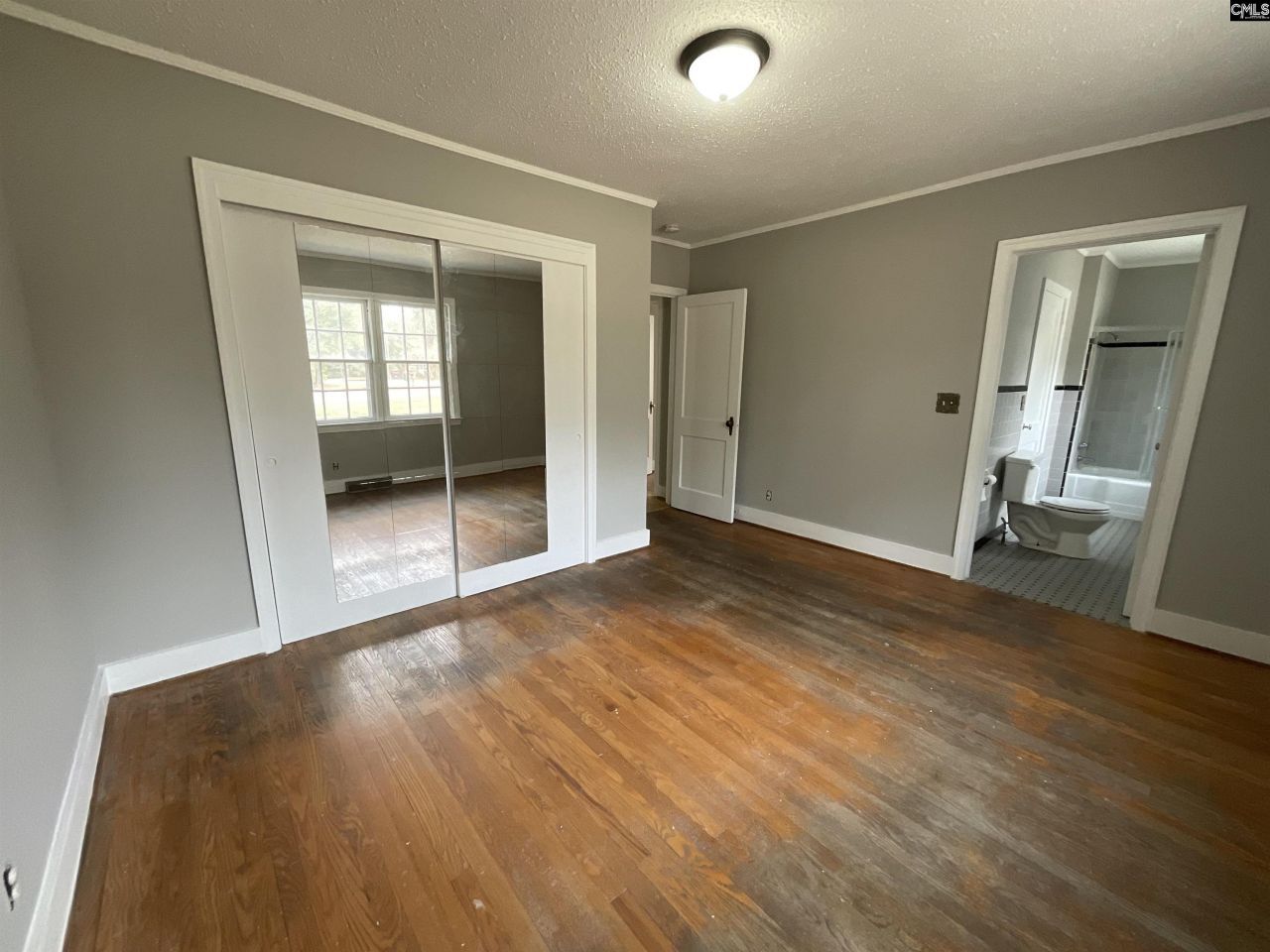 4229 Faust Street Photo 15