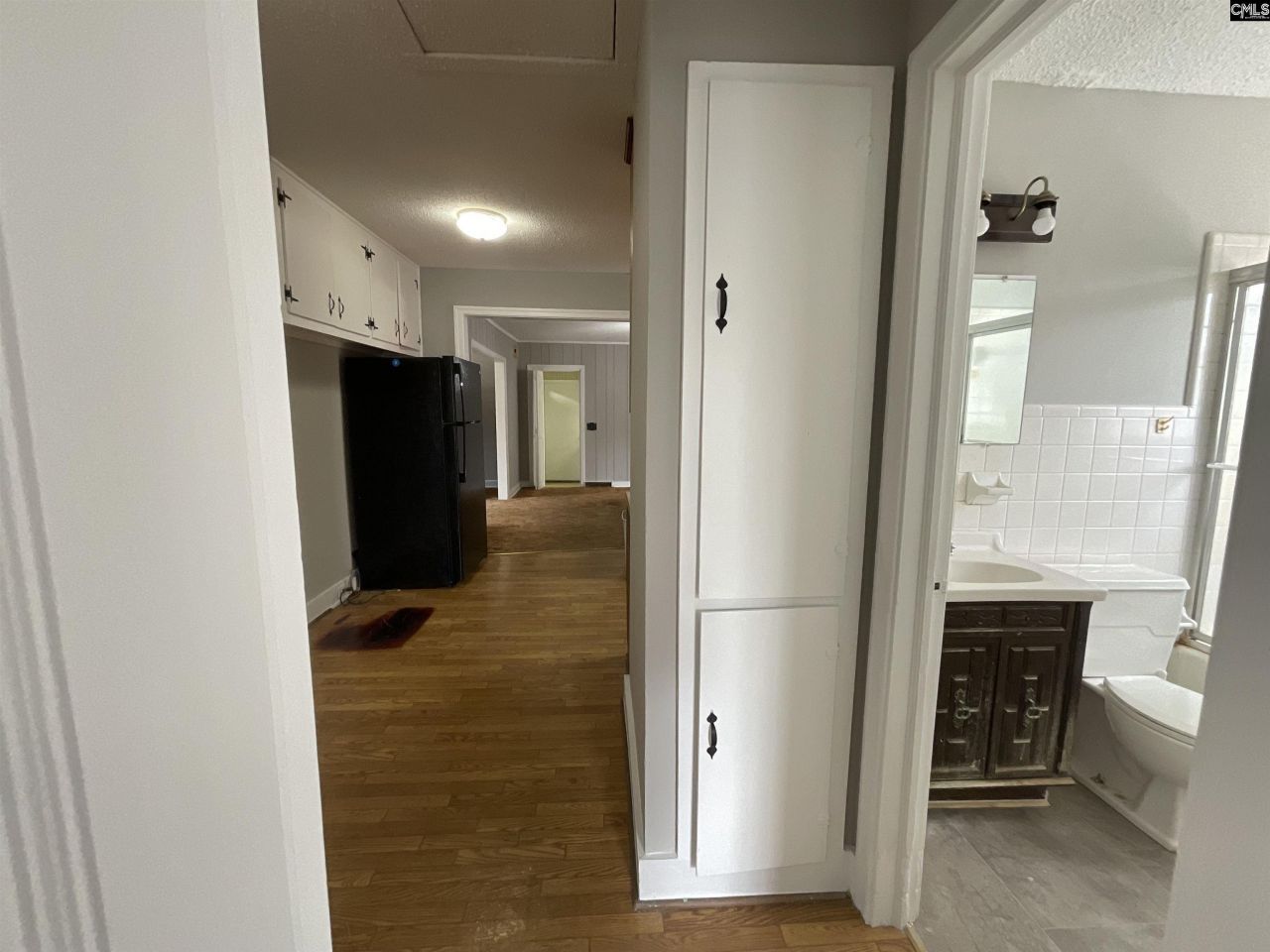 4229 Faust Street Photo 26