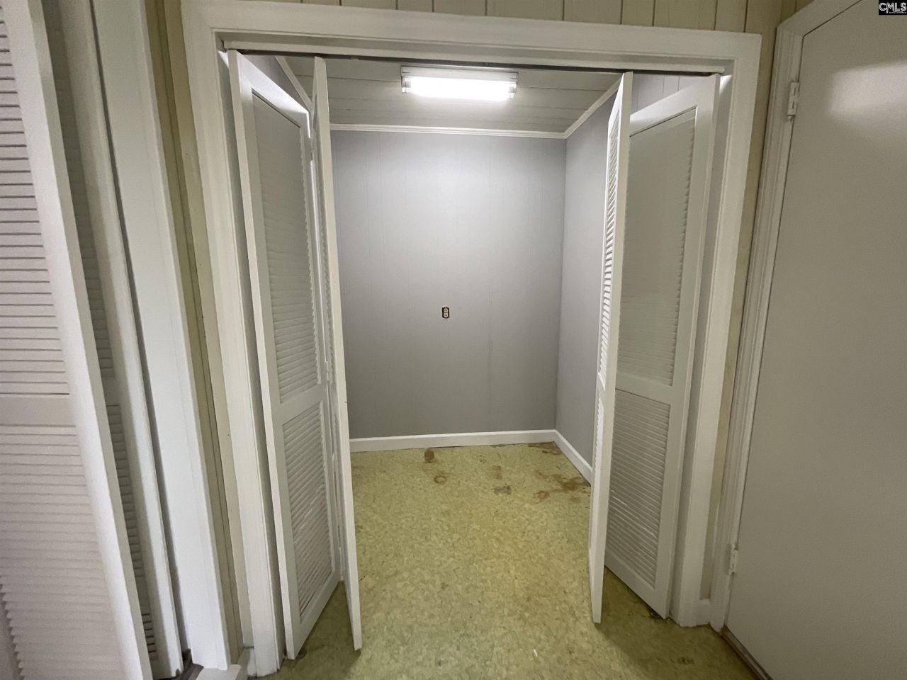 4229 Faust Street Photo 28