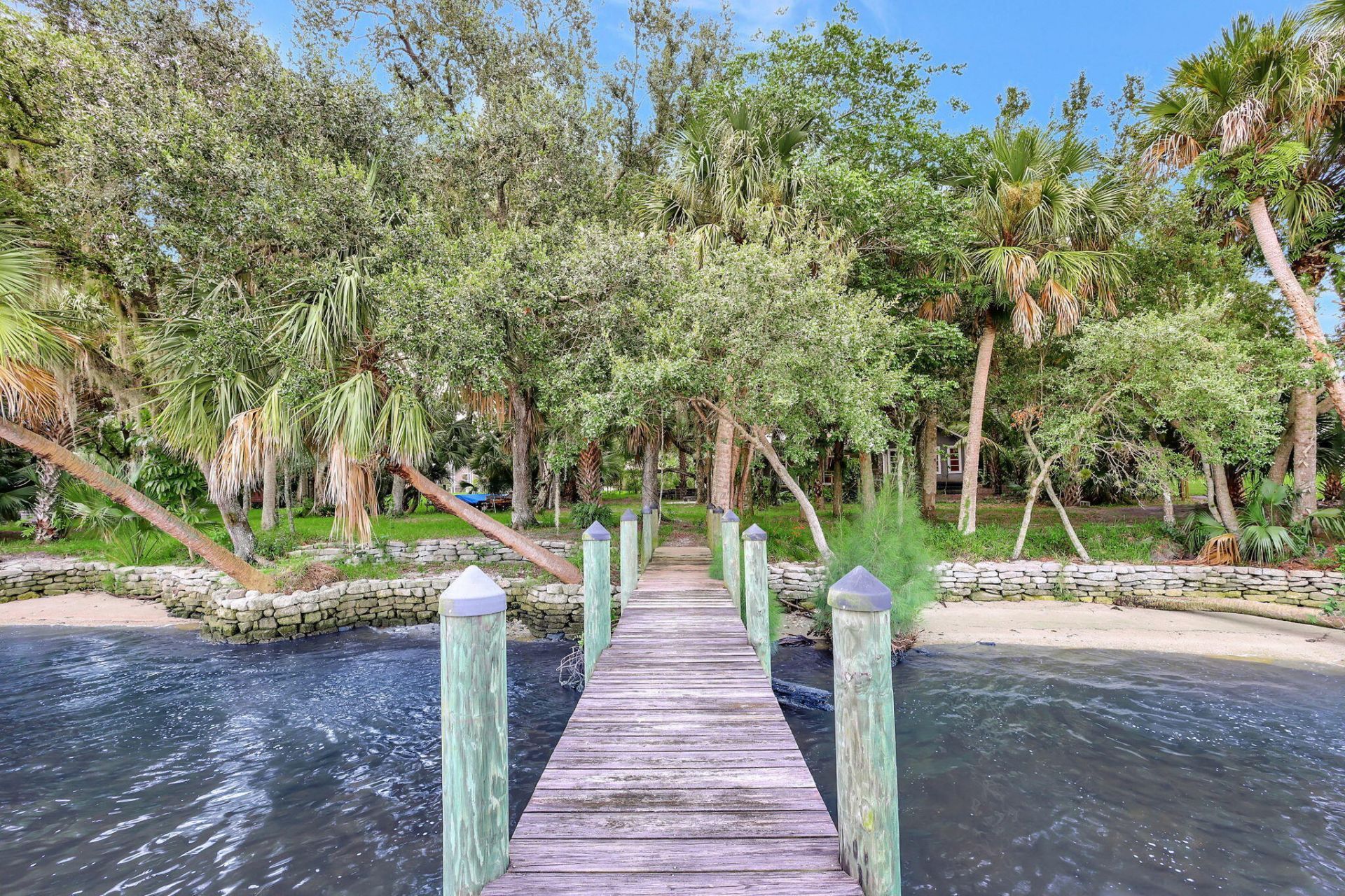 1055 SW Blue Water Way, Stuart, FL 34997 Photo