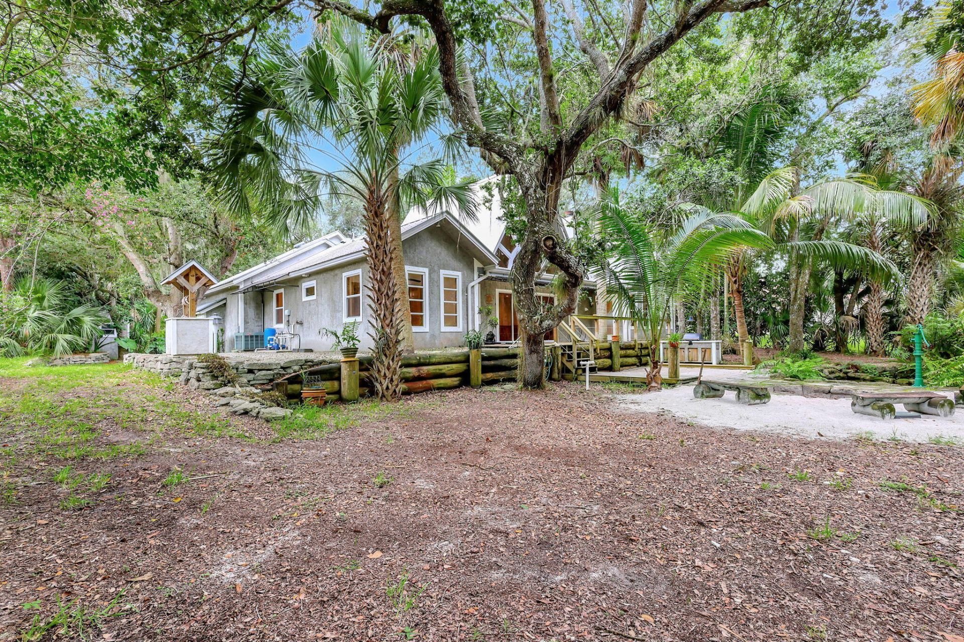 1055 SW Blue Water Way, Stuart, FL 34997 Photo