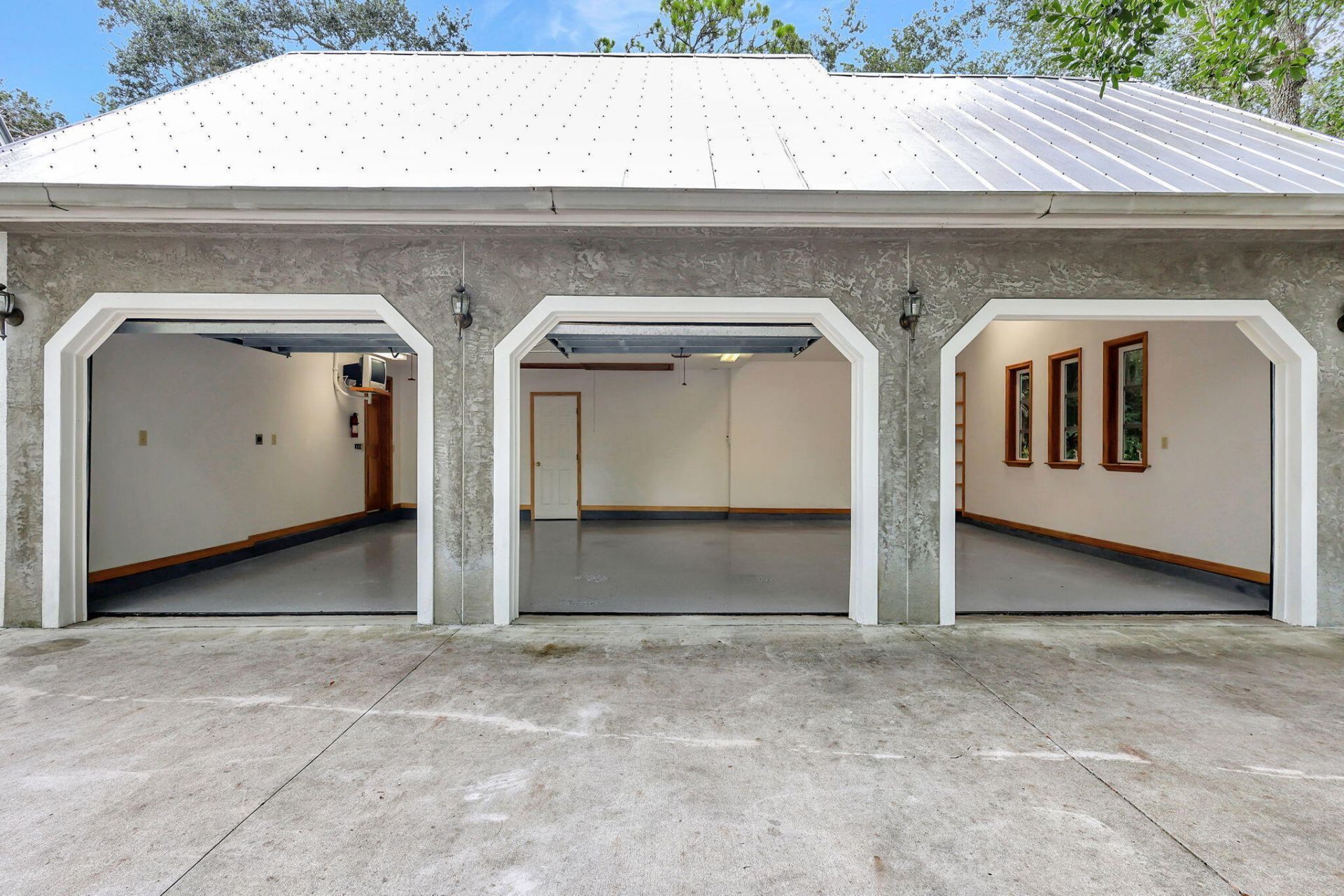 1055 SW Blue Water Way, Stuart, FL 34997 Photo