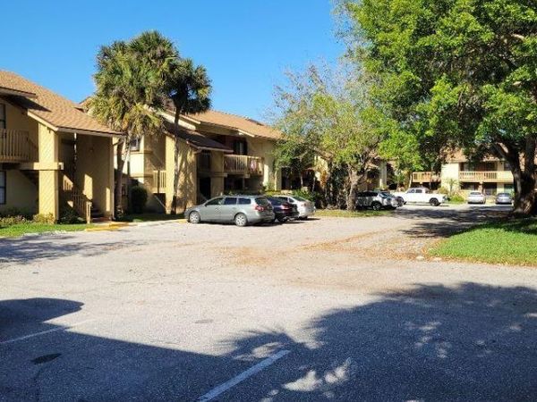 13165 Chadwick Court, Unit 25, Wellington, FL 33414