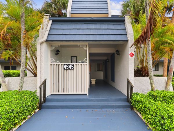 4345 Trevi Court, Unit 205, Lake Worth, FL 33467