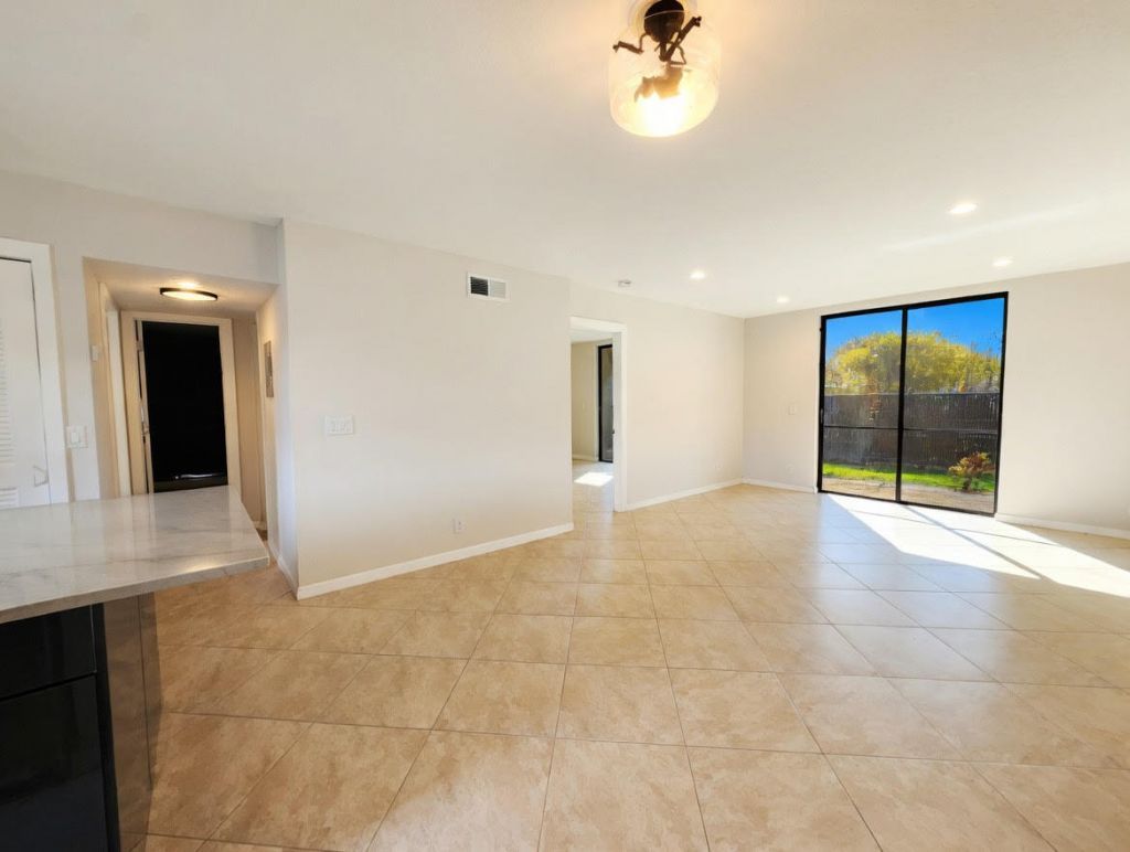 3351 NW 85th, Unit 116, Coral Springs, FL 33065 Photo