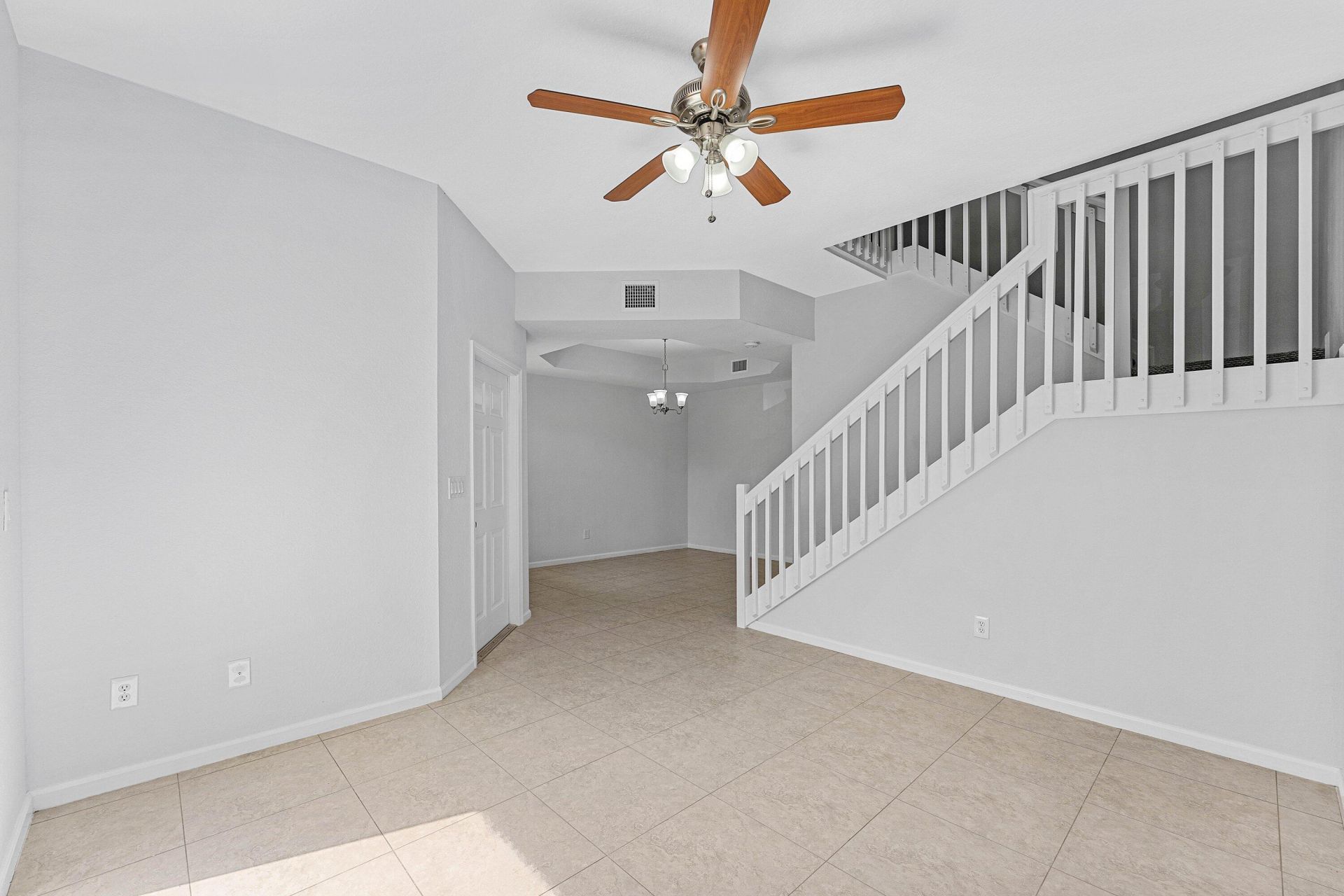 6515 Diamond Springs Terrace, Unit 2404, West Palm Beach, FL 33411 Photo