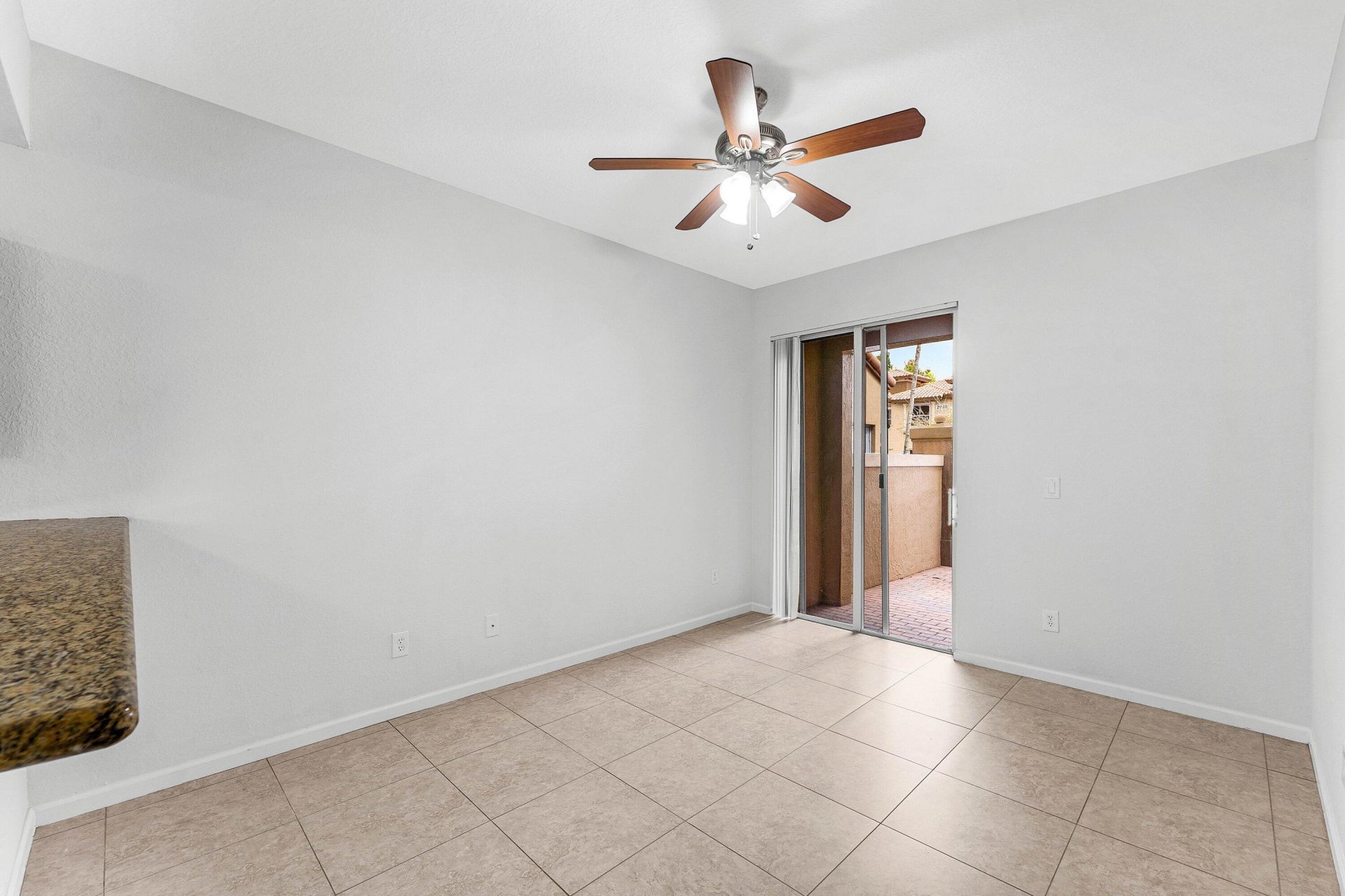 6515 Diamond Springs Terrace, Unit 2404, West Palm Beach, FL 33411 Photo