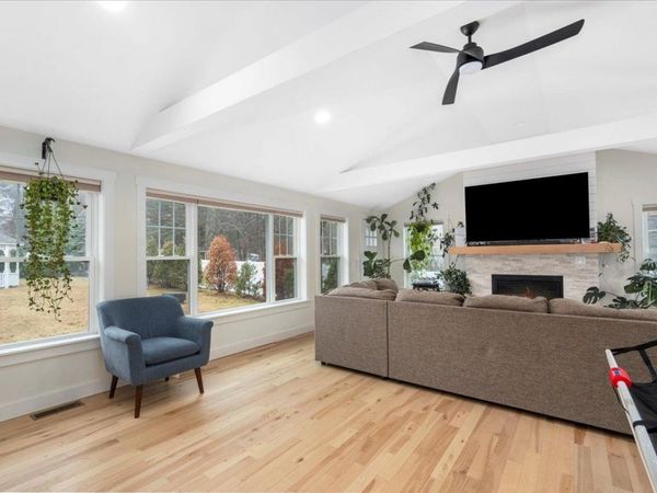 140 South Mast Street, Goffstown, NH 03045