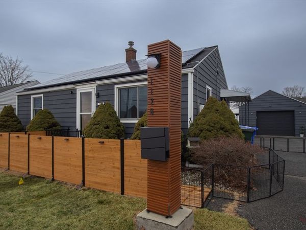 1128 Page Blvd, Springfield, MA 01104