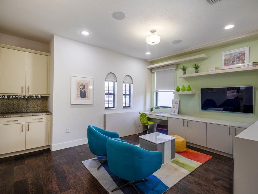 Property Image 25
