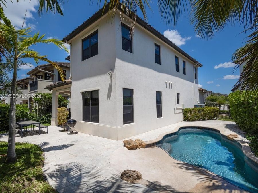 Property Image 29