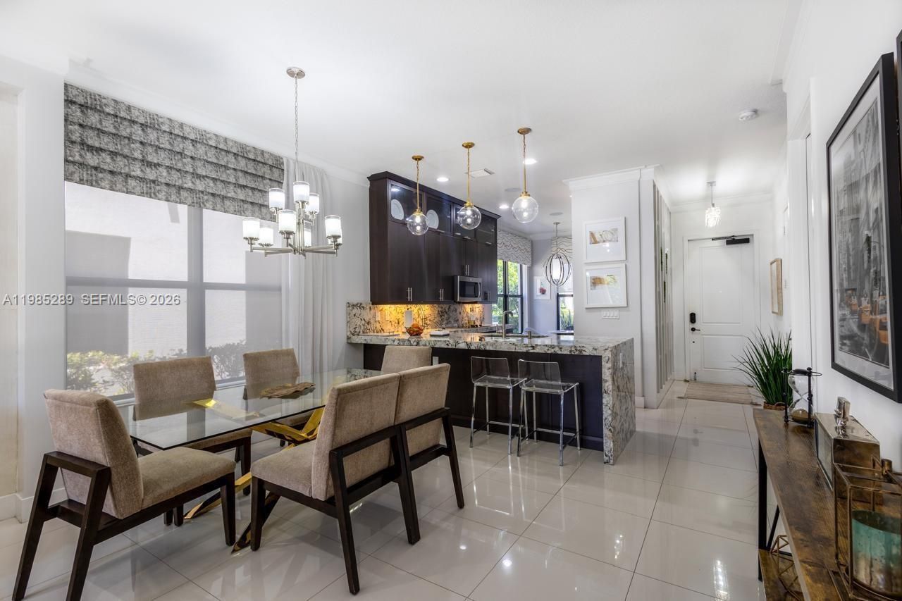 9602 W 35th Ln , Hialeah, FL 33018 Photo