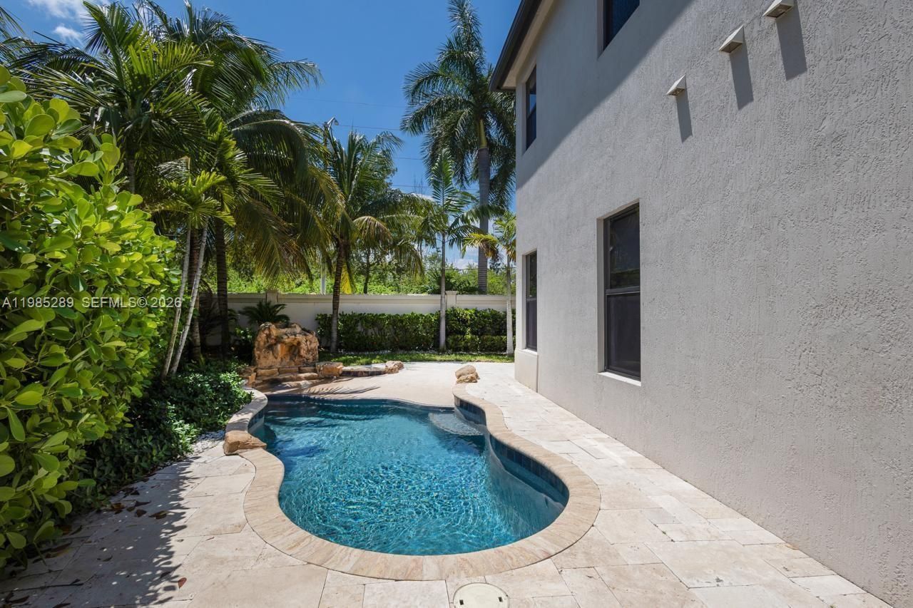 9602 W 35th Ln , Hialeah, FL 33018 Photo