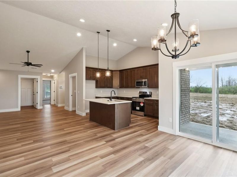 5017 Waterford Lane, Middletown, OH 45042 Photo 10