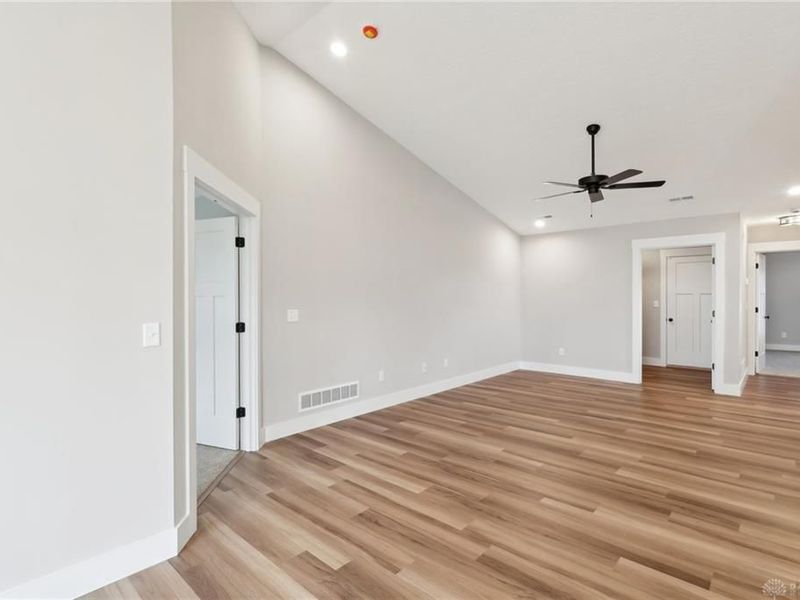 5017 Waterford Lane, Middletown, OH 45042 Photo 27