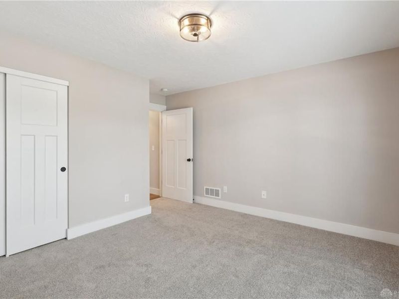 5017 Waterford Lane, Middletown, OH 45042 Photo 29