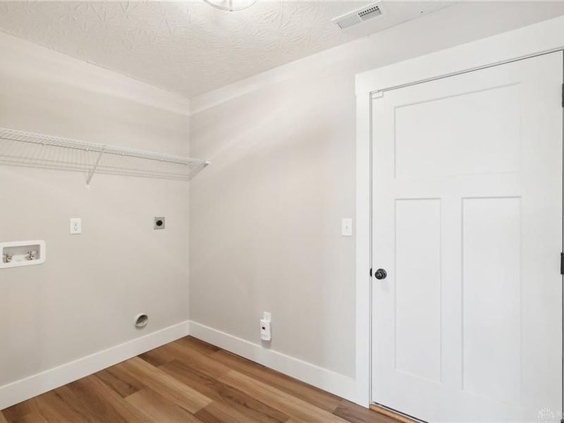 5017 Waterford Lane, Middletown, OH 45042 Photo 33