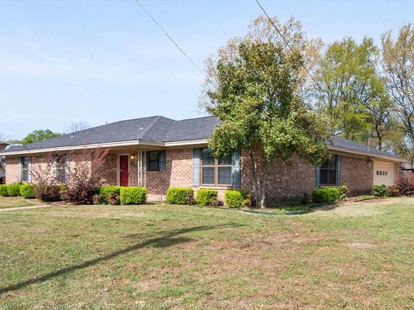 316 Mckinney Avenue, Corsicana, TX 75110