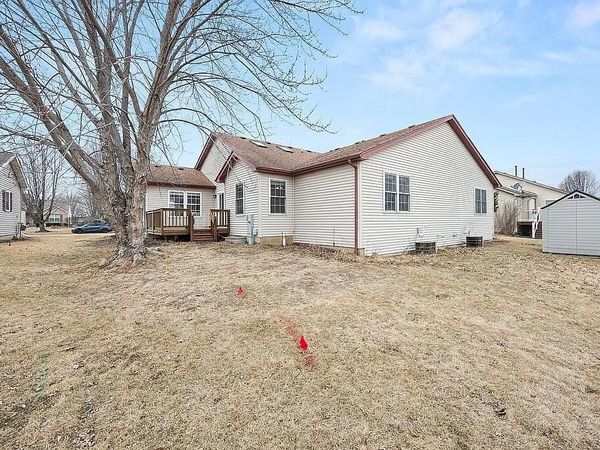 678 S Elizabeth Street, Maple Park, IL 60151