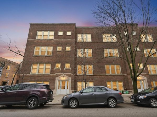 737 W BELDEN Avenue , Unit E, Chicago, IL 60614