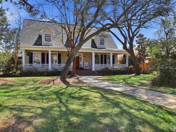 4279 Conradina Dr, Gulf Breeze, FL 32563