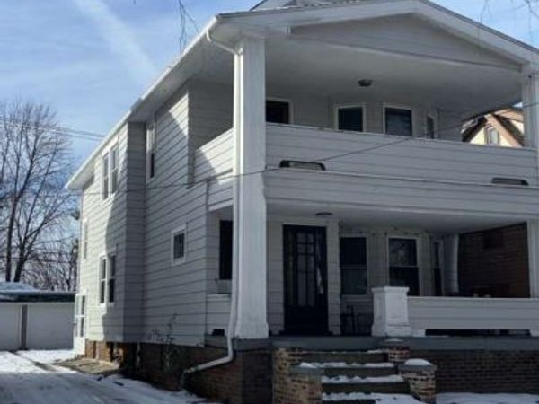 3492 W 100th Street , Cleveland Heights, OH 44111