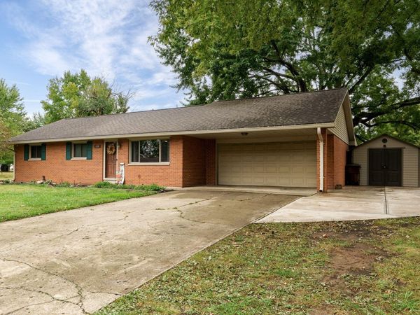 120 Windmere Drive, Troy, OH 45373