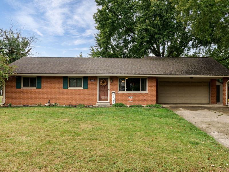 120 Windmere Drive, Troy, OH 45373 Photo 2