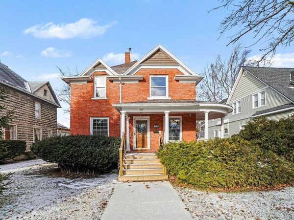 309 Grant Avenue, Alma, MI 48801