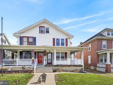 637 W MAIN STREET, EPHRATA, PA 17522