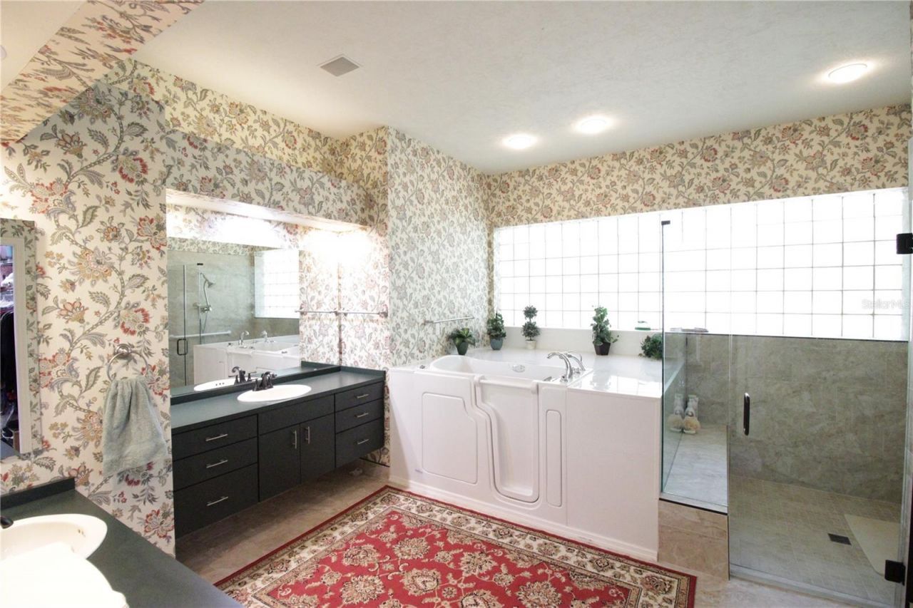 5717 NW 43rd Road, Gainesville, FL 32606 Photo