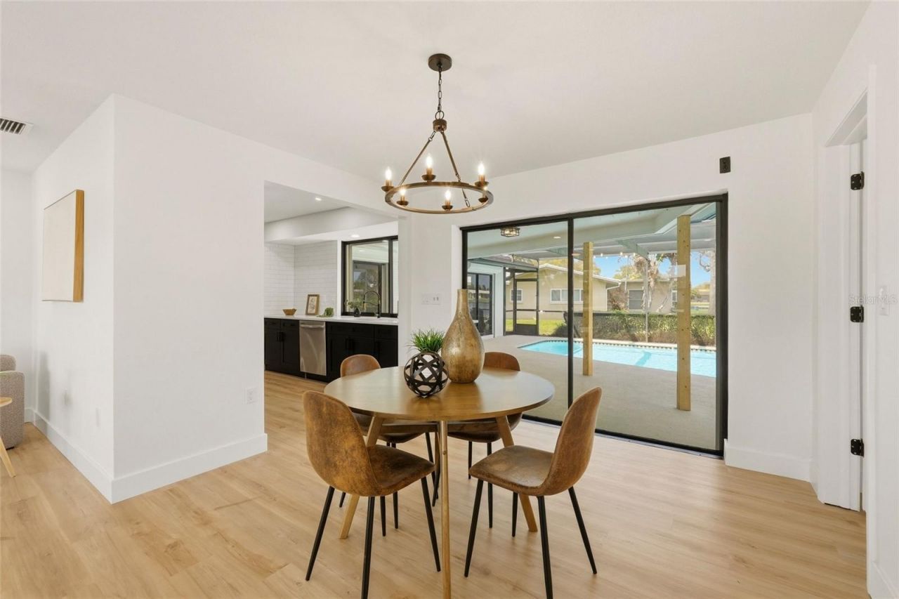 13779 Pinecrest Drive, Largo, FL 33774 Photo