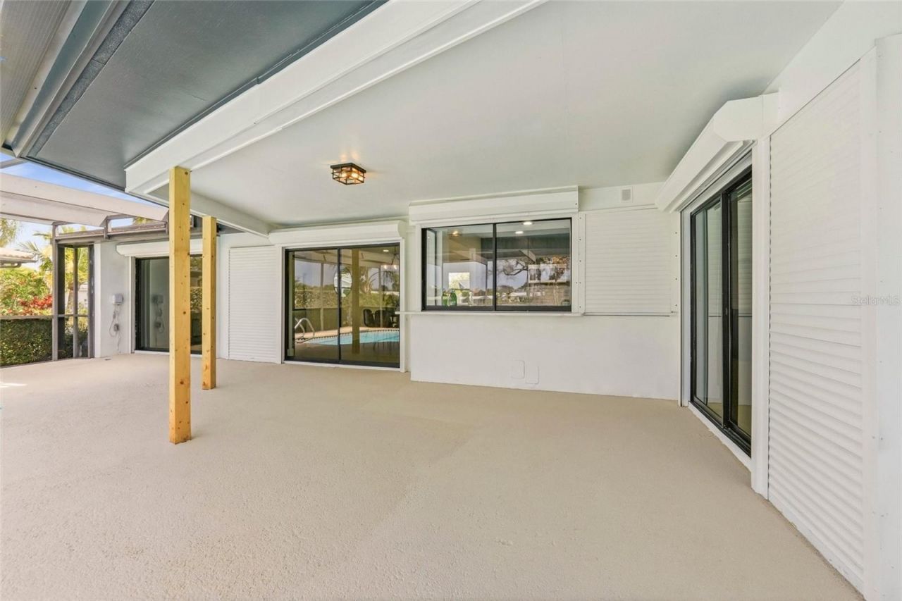 13779 Pinecrest Drive, Largo, FL 33774 Photo