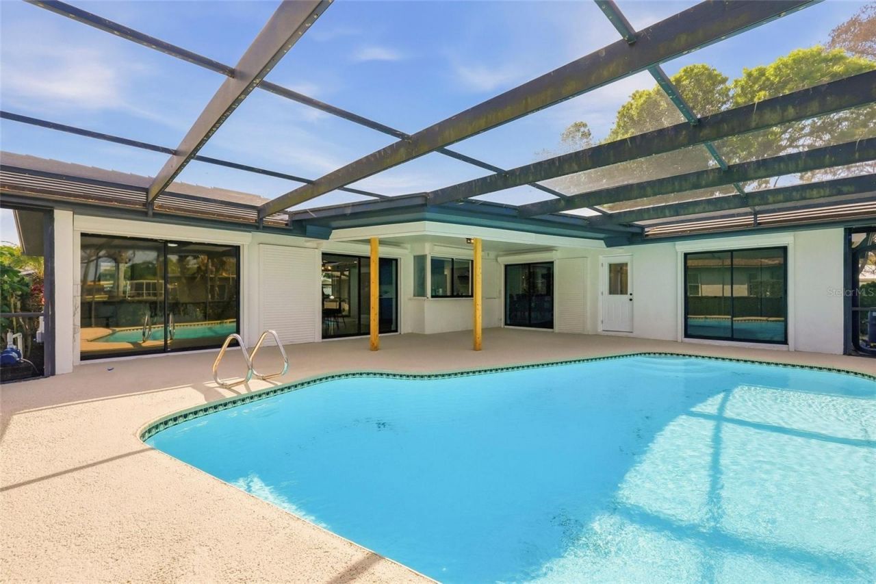 13779 Pinecrest Drive, Largo, FL 33774 Photo