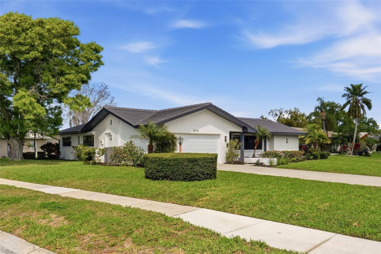 13779 Pinecrest Drive, Largo, FL 33774 Photo