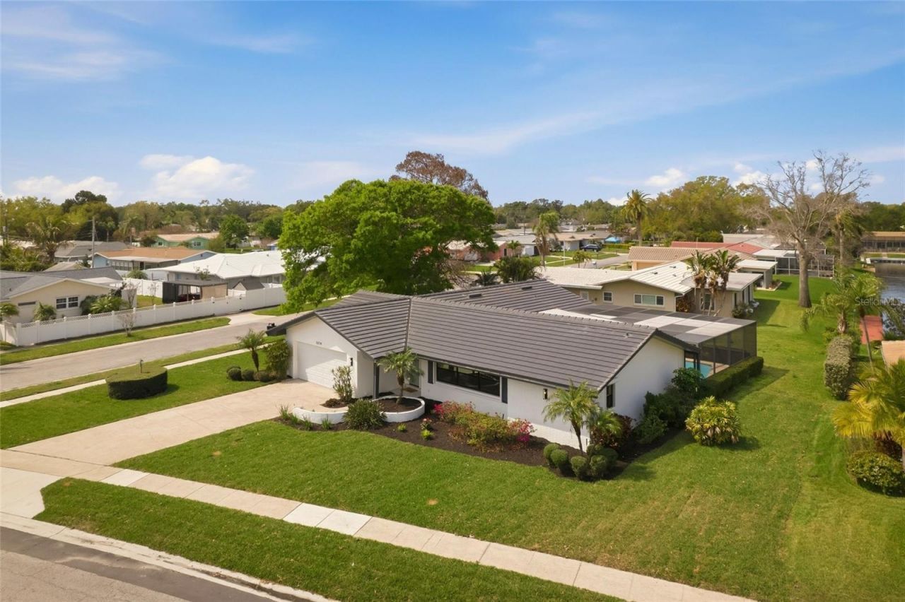 13779 Pinecrest Drive, Largo, FL 33774 Photo