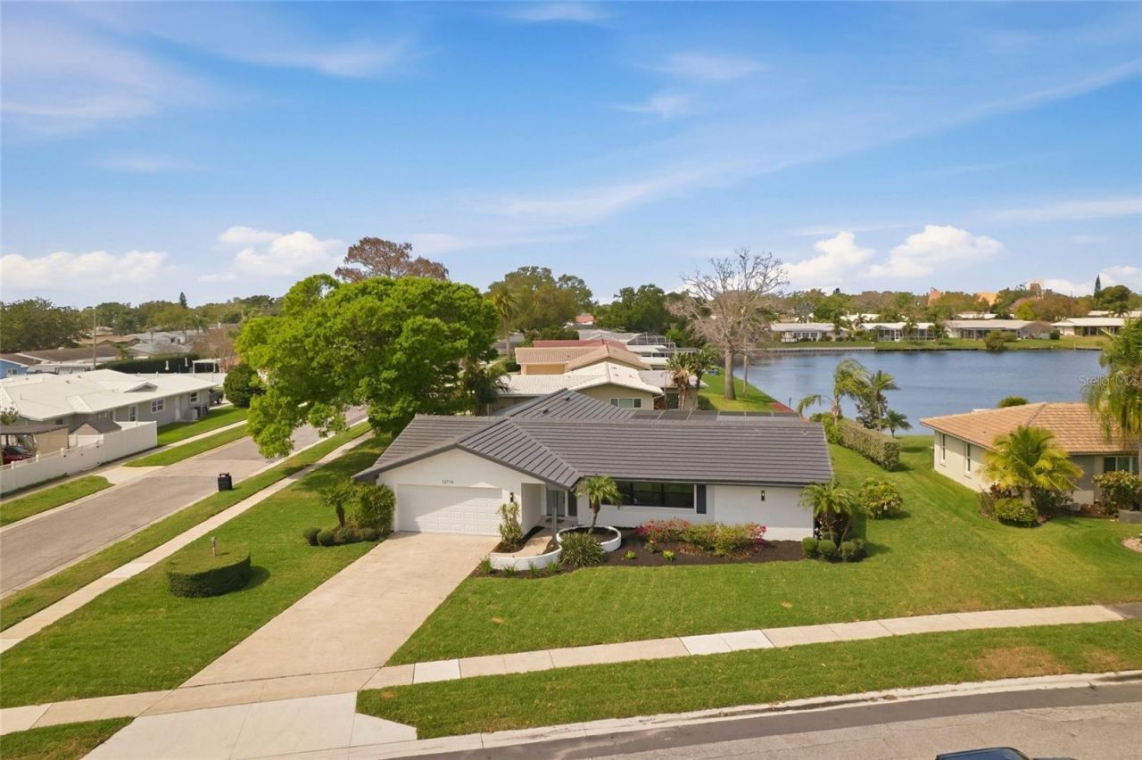 13779 Pinecrest Drive, Largo, FL 33774 Photo