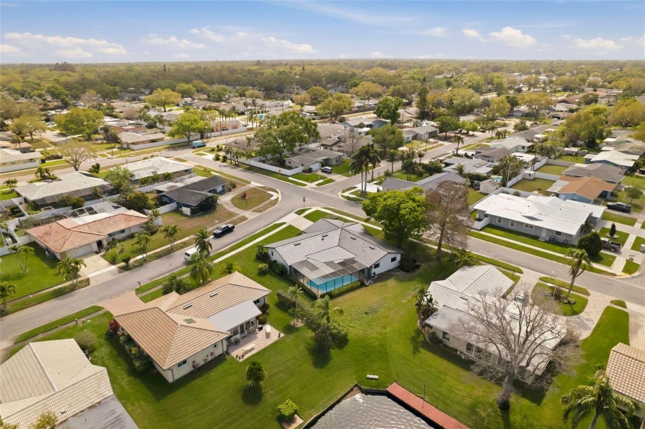 13779 Pinecrest Drive, Largo, FL 33774 Photo