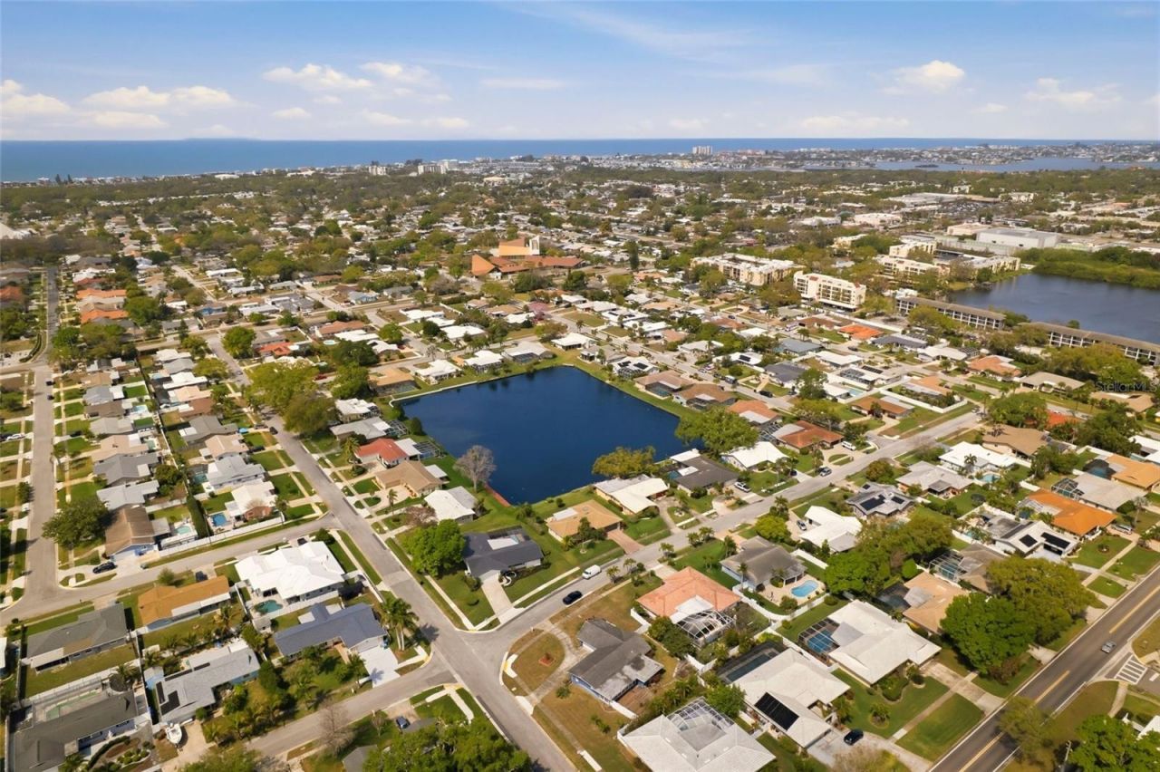 13779 Pinecrest Drive, Largo, FL 33774 Photo