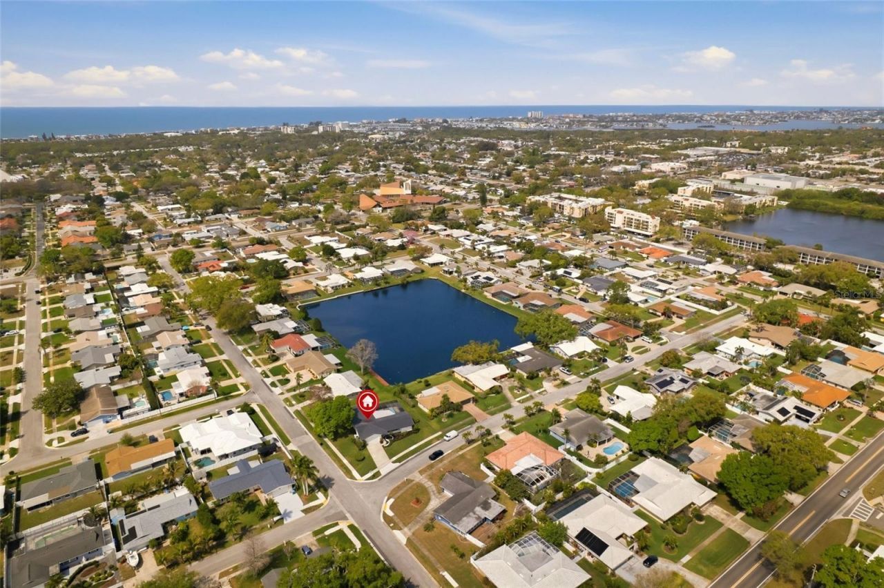 13779 Pinecrest Drive, Largo, FL 33774 Photo