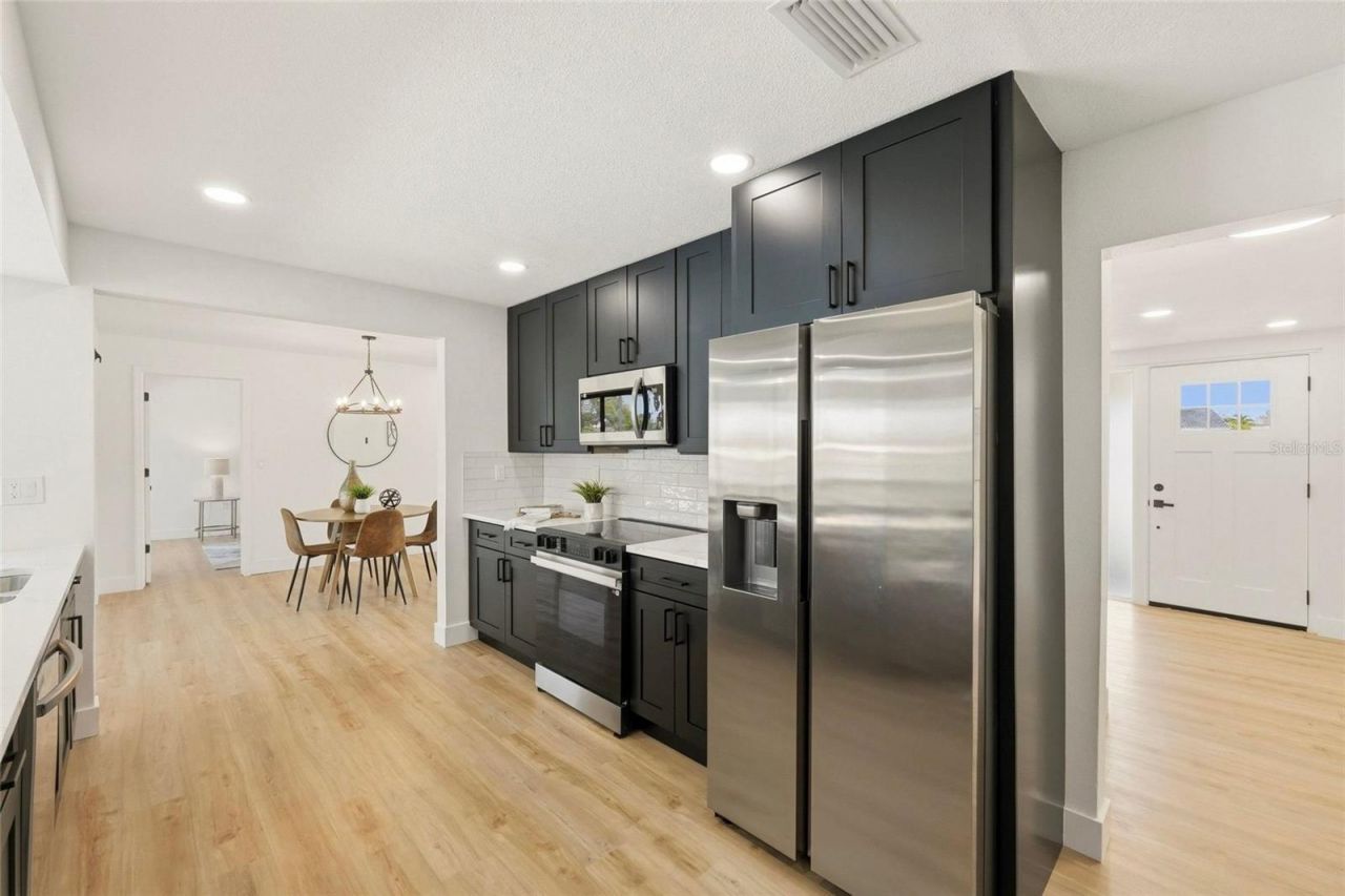 13779 Pinecrest Drive, Largo, FL 33774 Photo