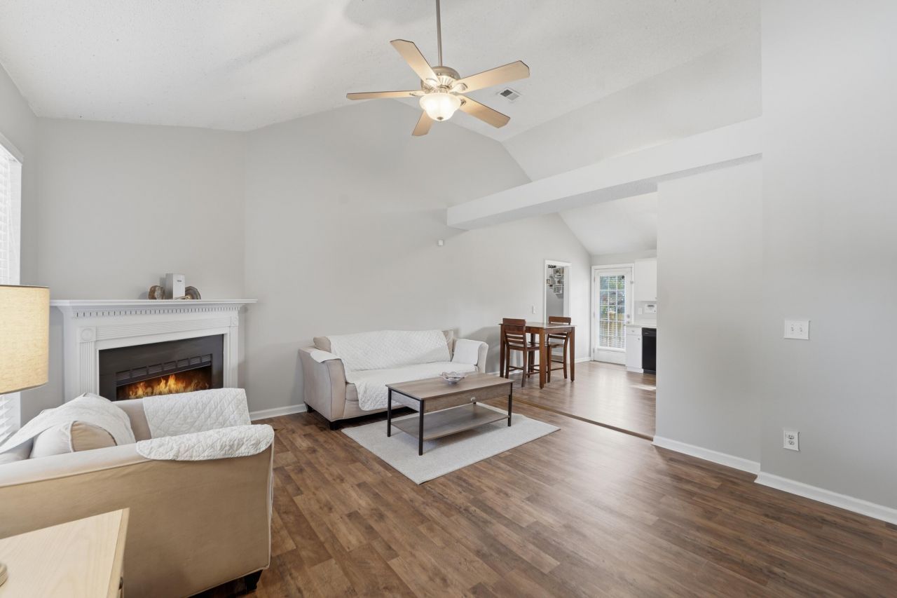 1315 Camp Road Photo 15