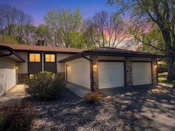 4004 Brookdale Circle N, Brooklyn Park, MN 55443